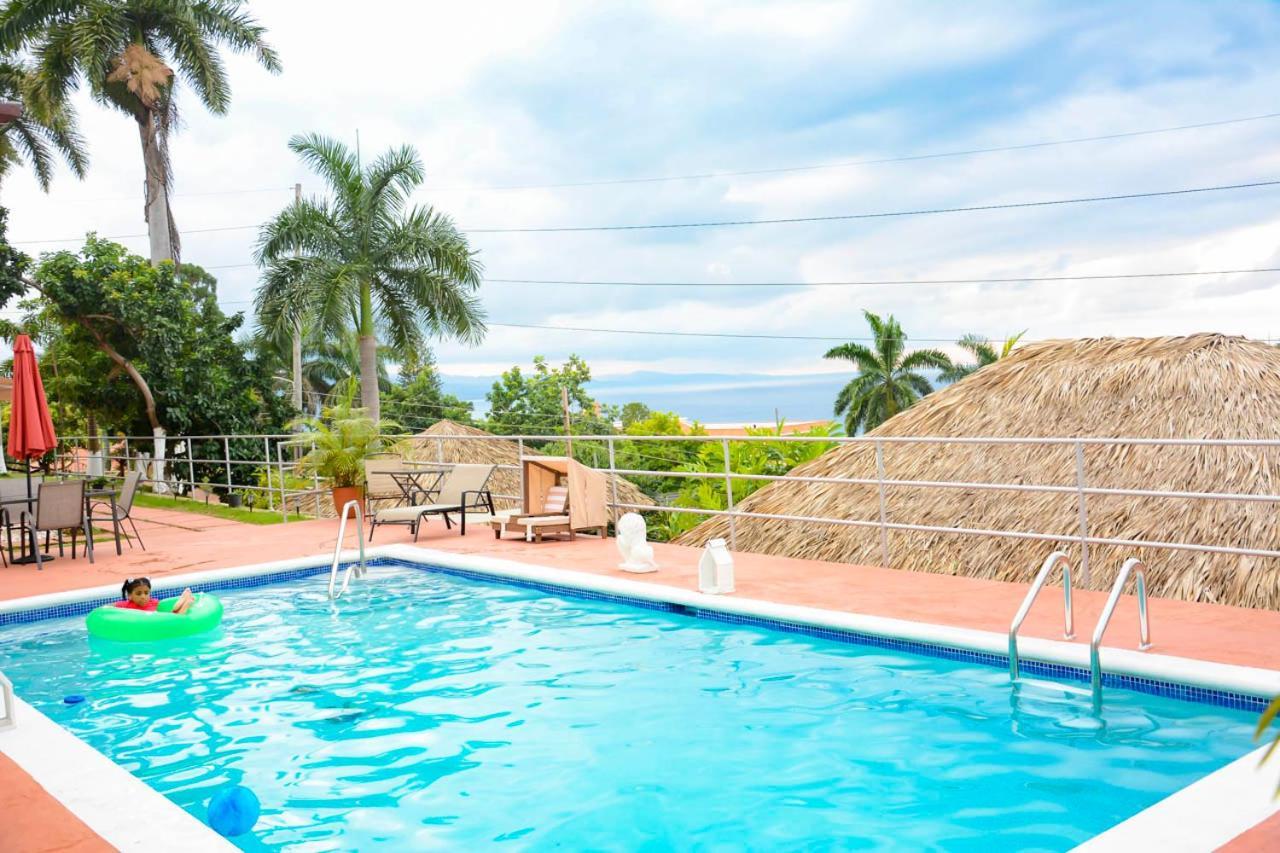 Апартаменты Bella Vista Vacation Бухта Монтего Экстерьер фото